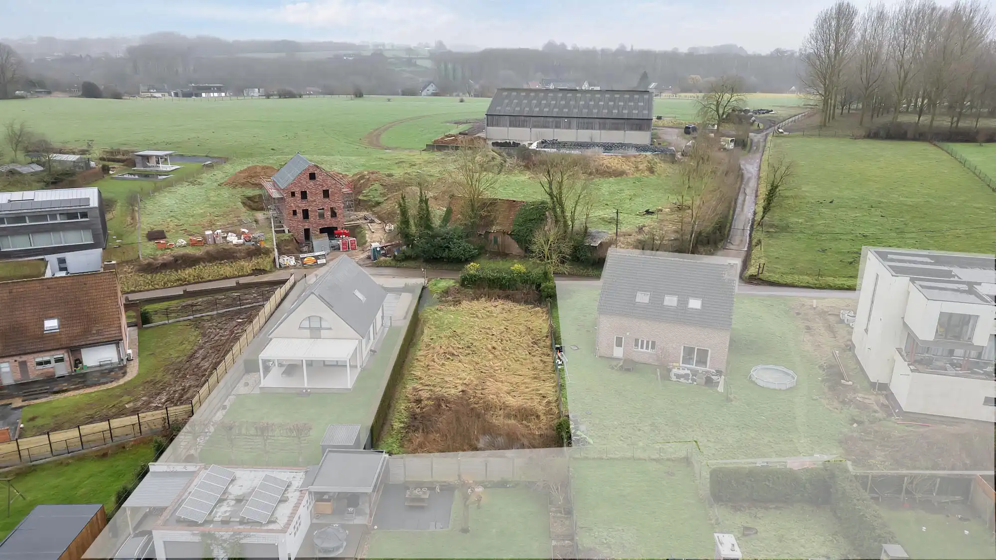 Perceel bouwgrond voor open bebouwing op 5a 27ca foto 3