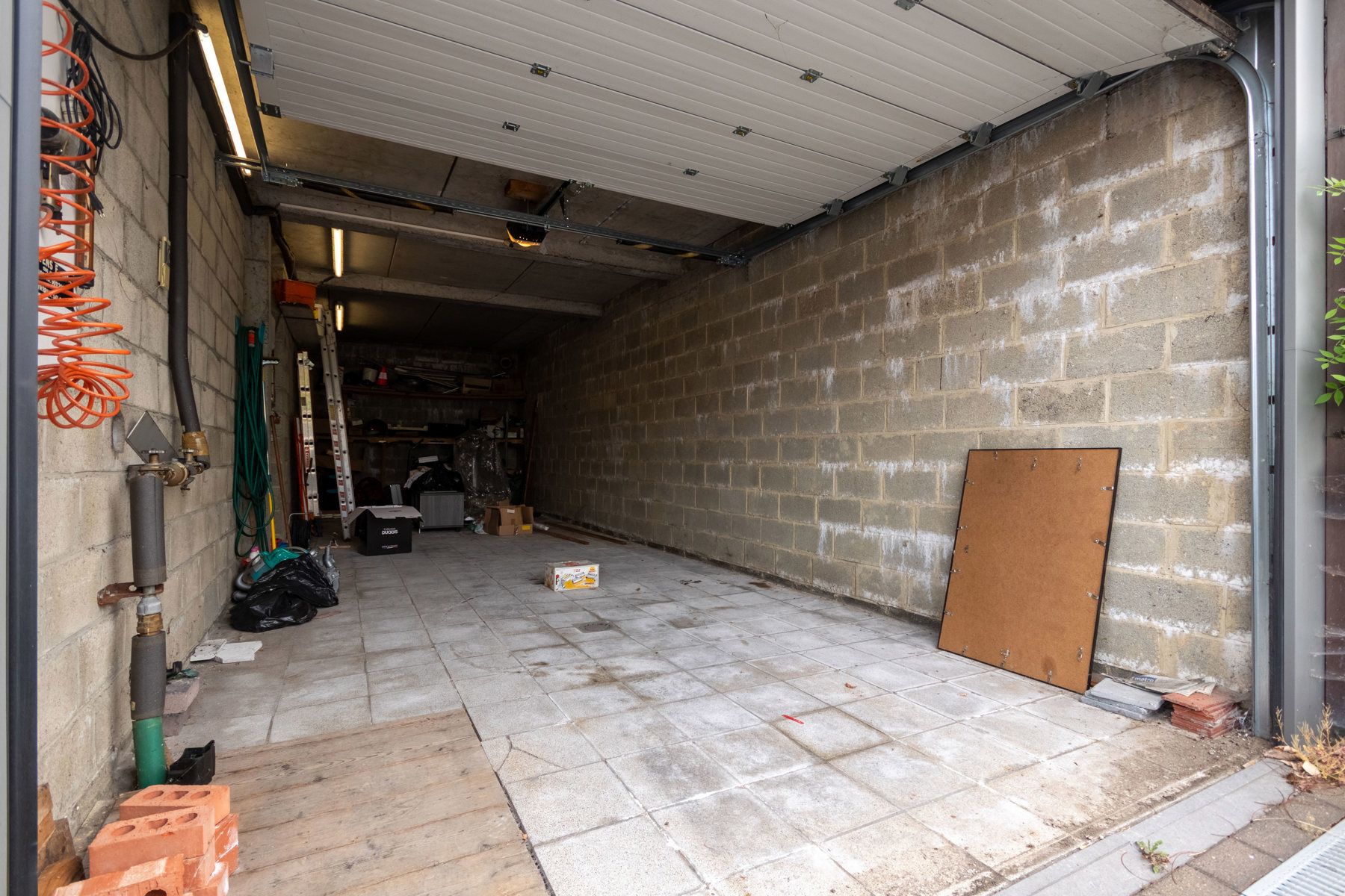 Gunstig gelegen woning ingedeeld in 2 appartementen foto 24