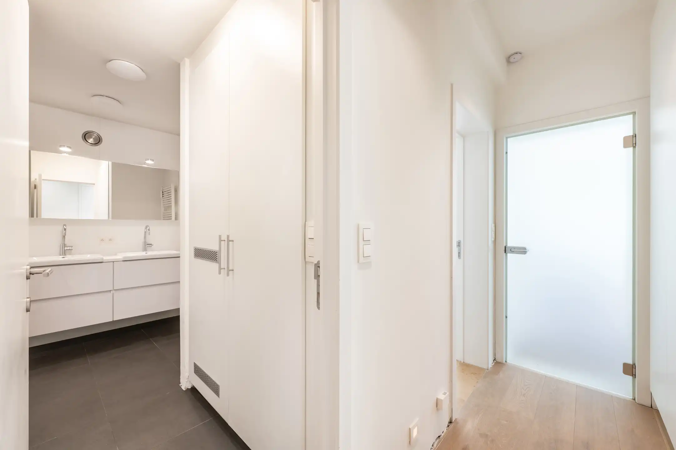 Ruim appartement met uniek zicht op KMSKA foto 14
