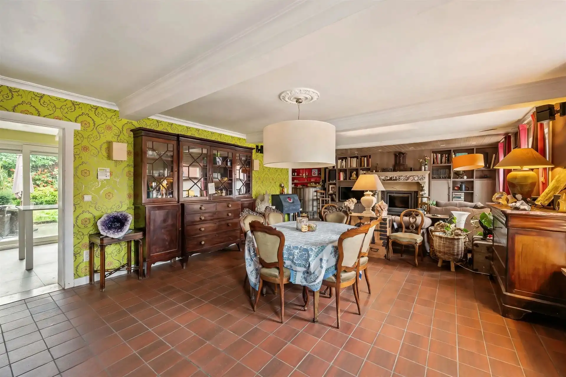 Ruime woning met 4 slaapkamers in Oordegem foto 5