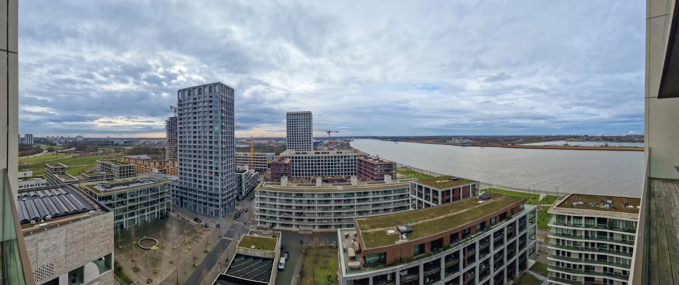 Ongemeubeld 2 slaapkamer appt. met zicht op de Schelde foto 7