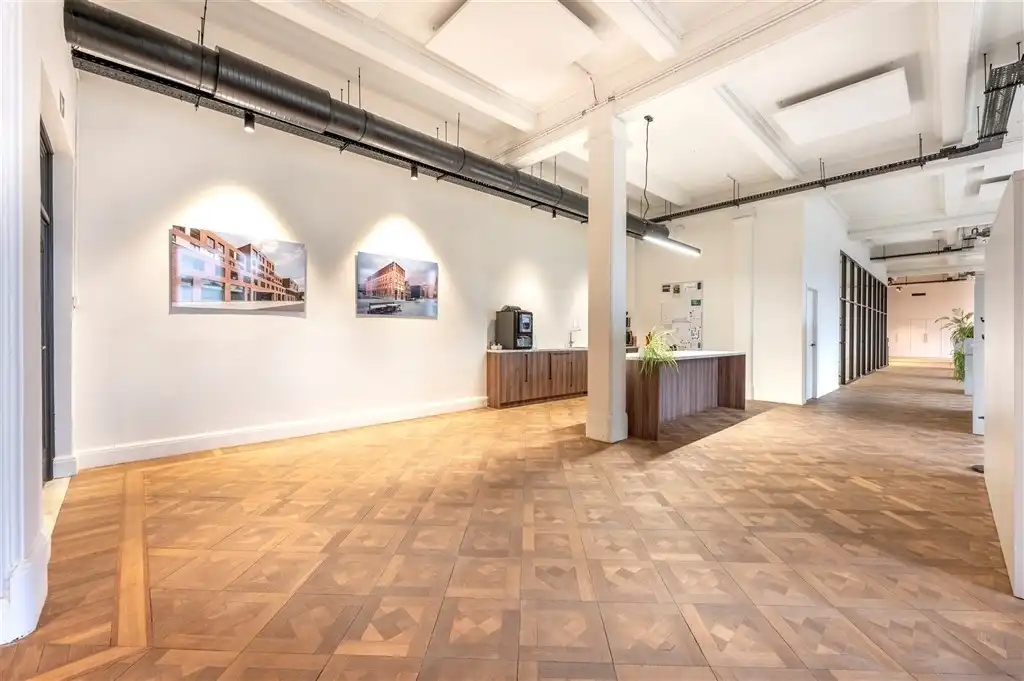 Instapklaar kantoor te huur op unieke locatie - 579m² foto 14