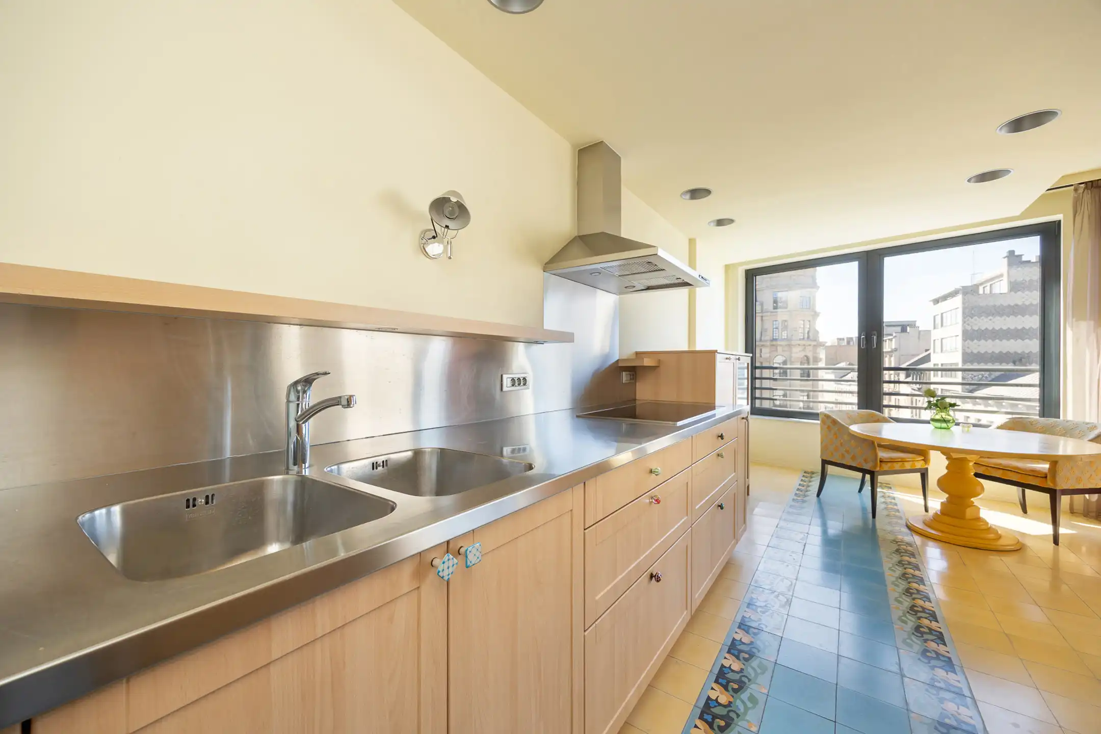 ANTWERPEN - Royaal appartement met mooie terrassen foto 5