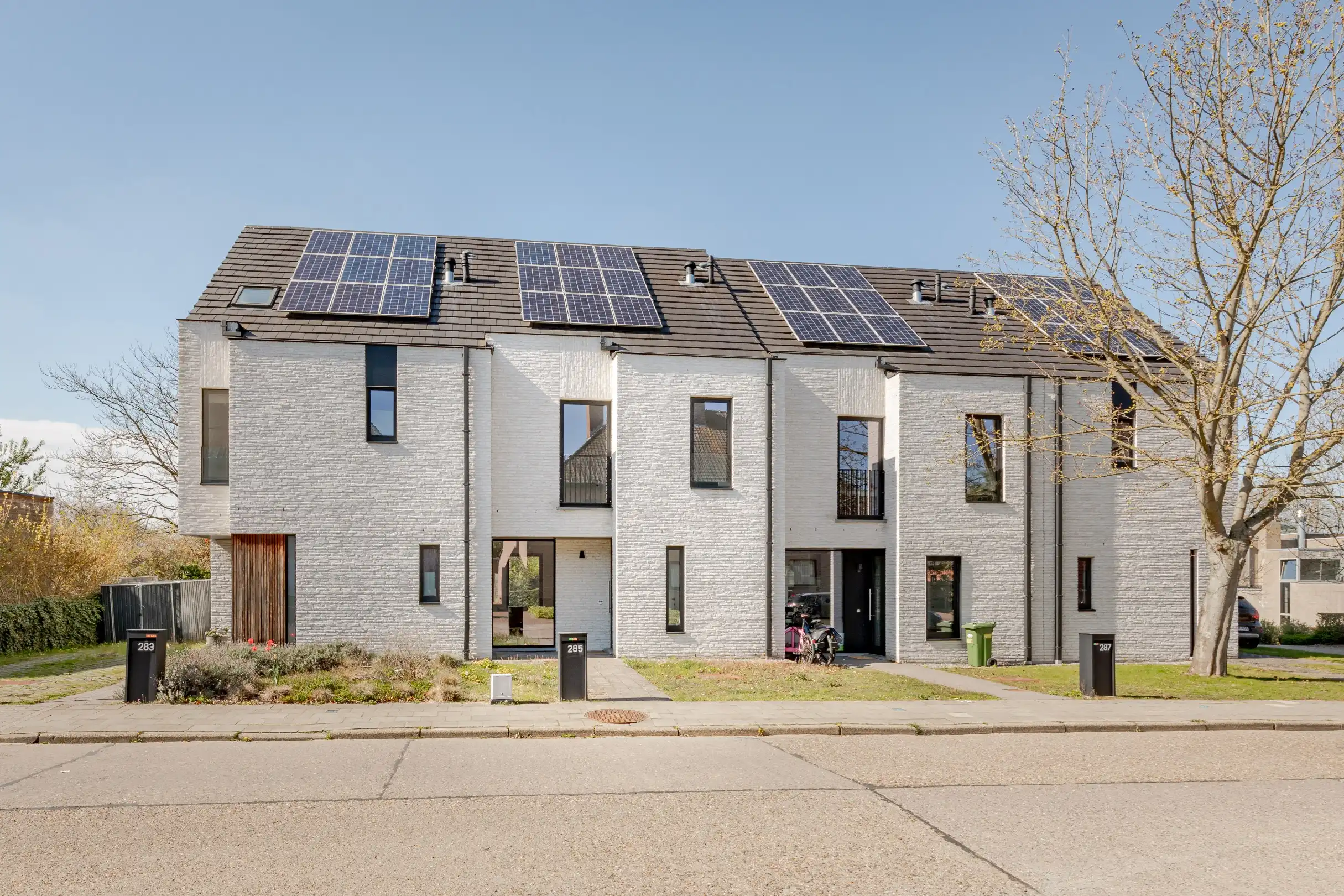 Moderne en energiezuinige woning op toplocatie in Kessel-Lo foto {{pictureIndex}}