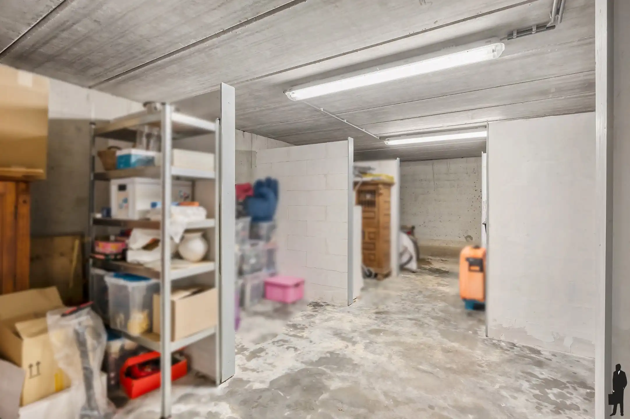 Instapklaar duplex appartement met 2 slaapkamers, ruim terras en carport&nbsp;in het centrum van Essen. foto 22