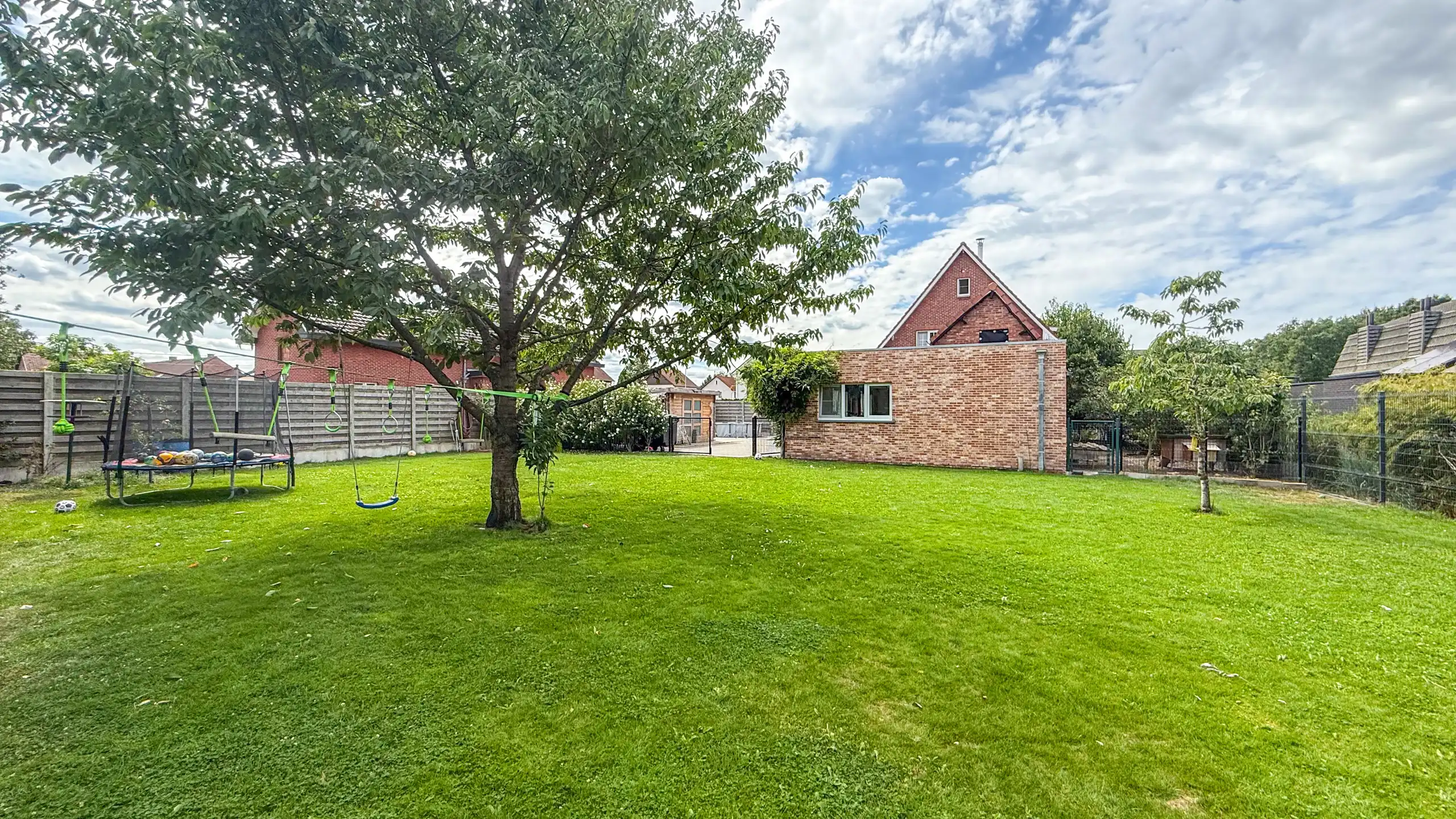 Instapklare woning op 9,8 are met prachtige tuin! foto 48