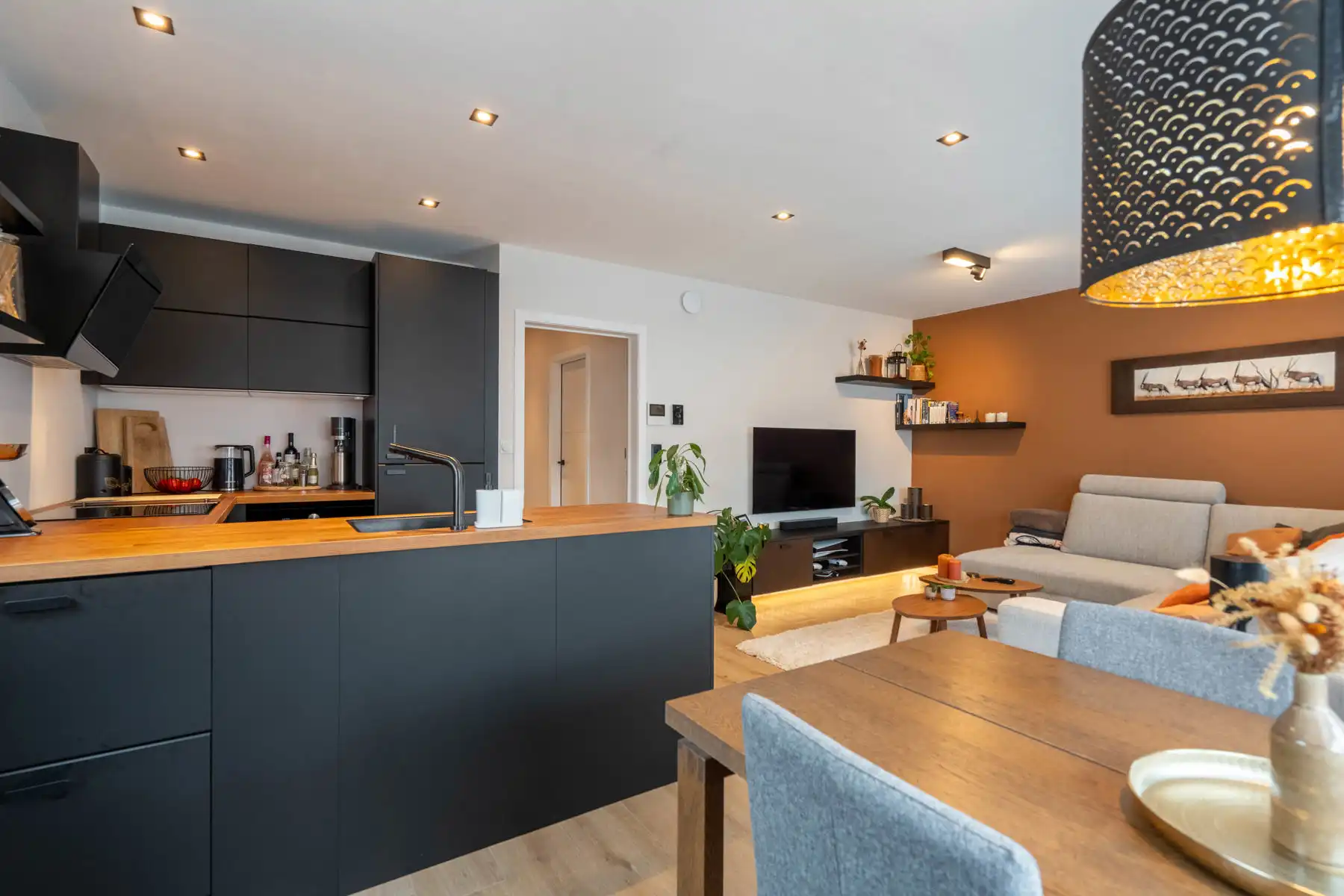 Recent en energiezuinig appartement in Heist-op-den-Berg!!! foto 5