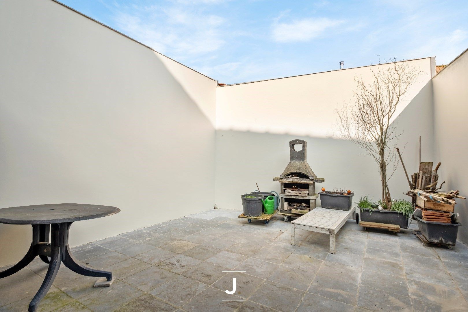 Instapklare en totaal gerenoveerde woning in Sint-Denijs foto 24
