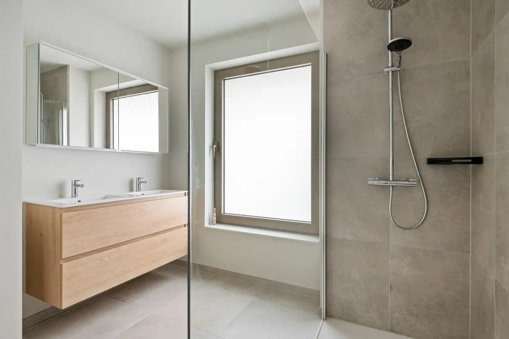 Nieuw gelijkvloers app met terras en drie slaapkamers in rustige omgeving nabij centrum Herentals foto 13