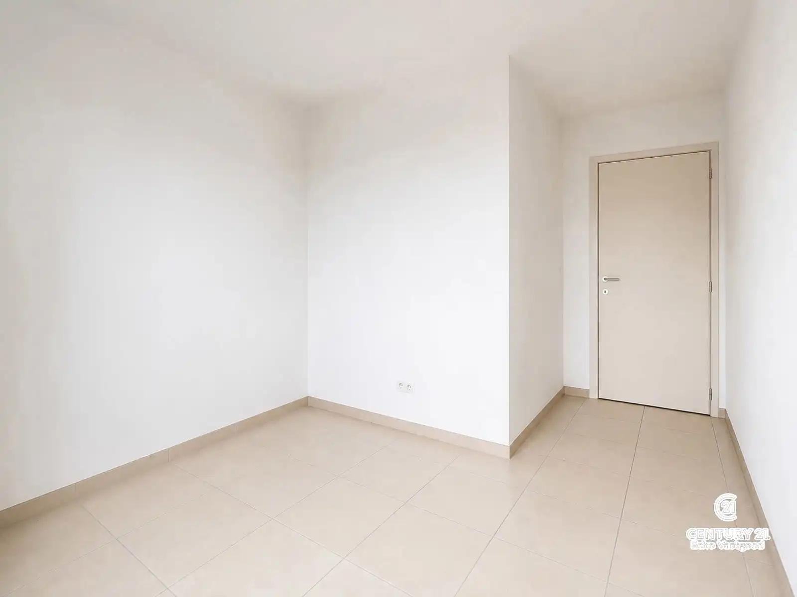Centraal gelegen 2slpk appartement met garagebox foto 9