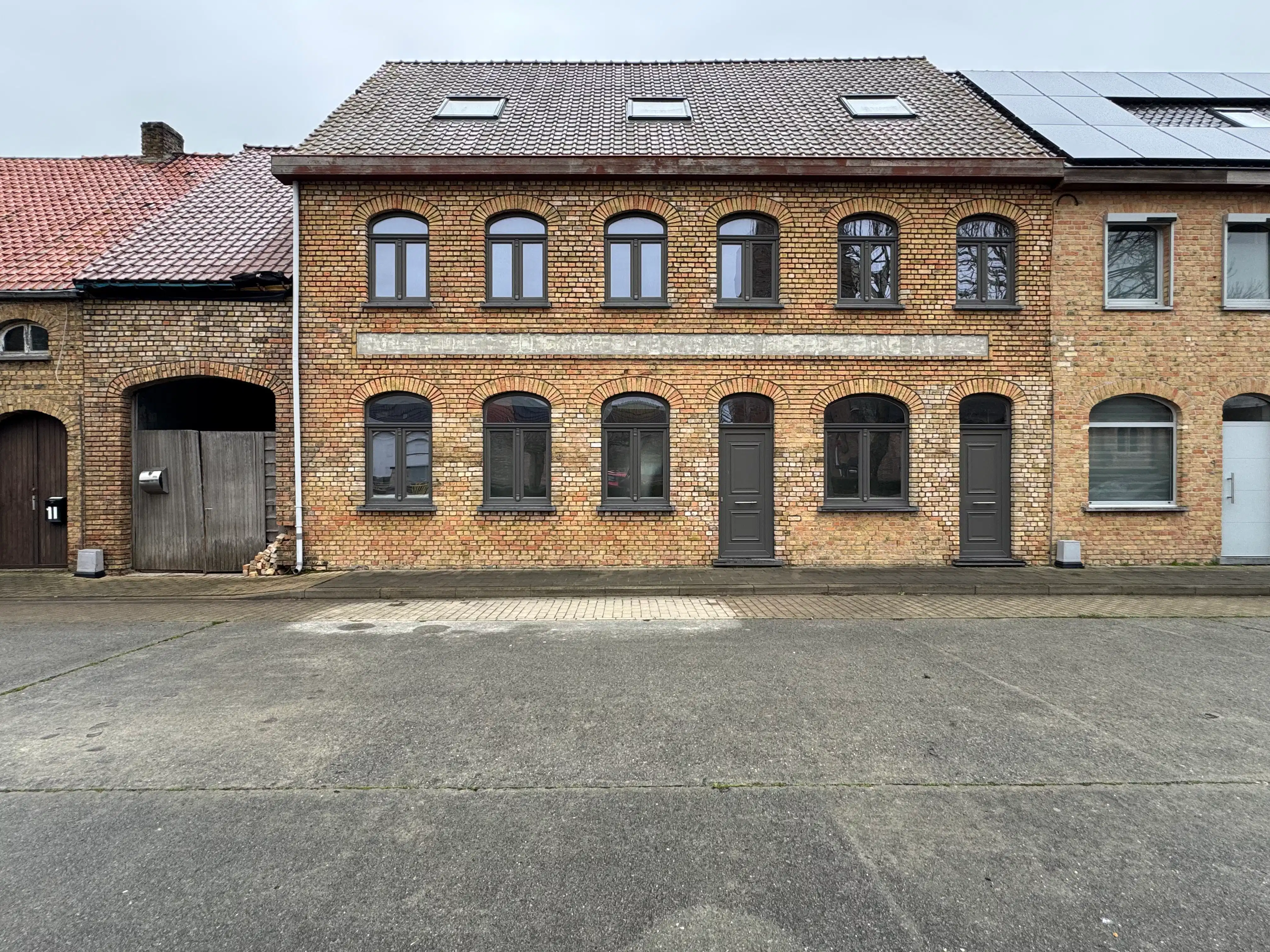 Hoofdfoto van de publicatie: Karaktervolle dorpswoning met veel potentieel