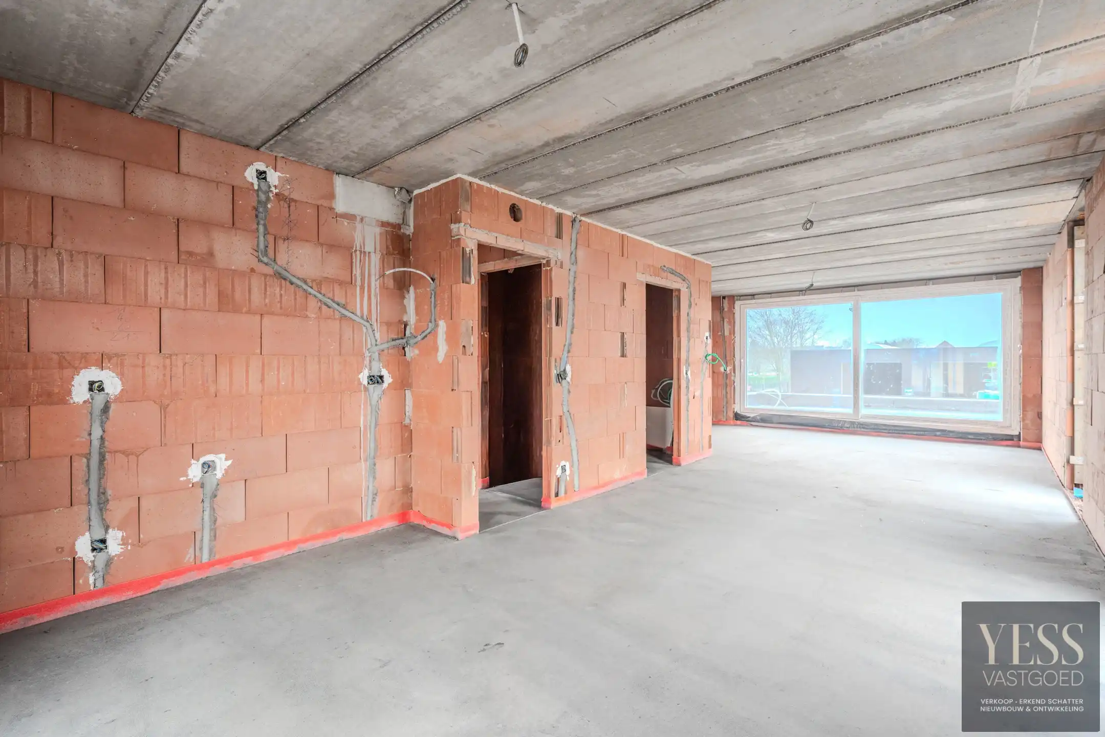 Ruime duplex appartement met 3 slaapkamers en 2 parkings foto 6