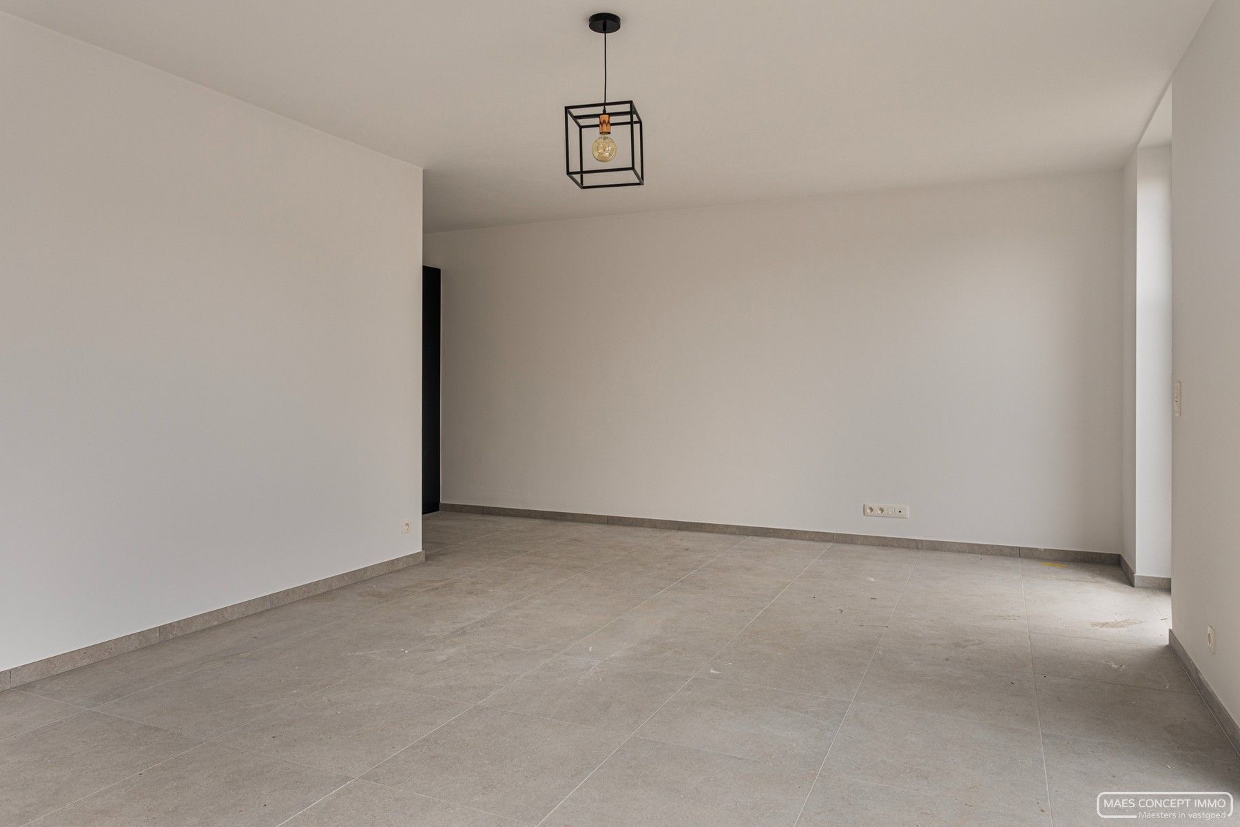 Nieuwbouwwoning te koop in centrum Outrijve foto 4