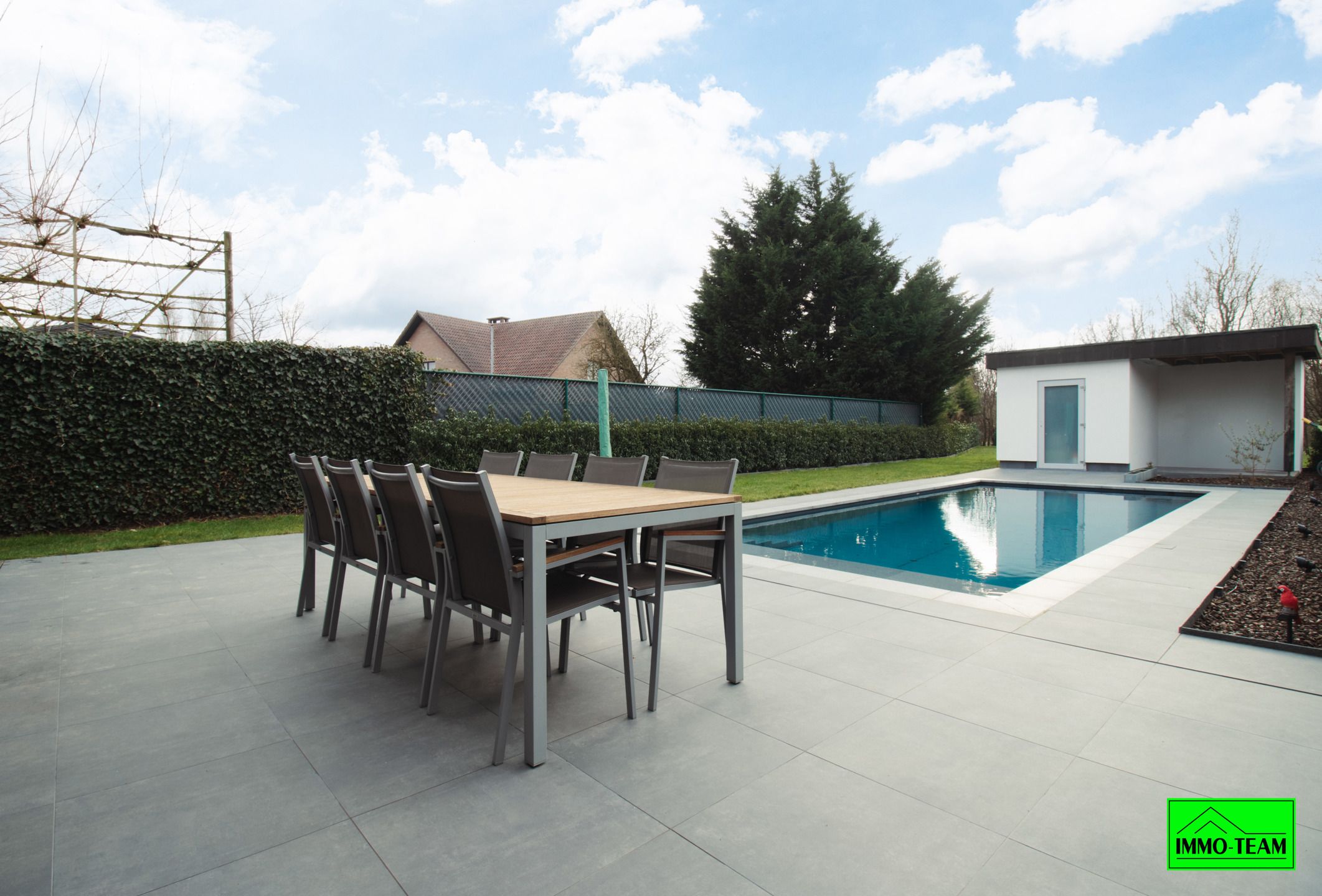 Prachtige 3-gevel villa met zwembad foto 11