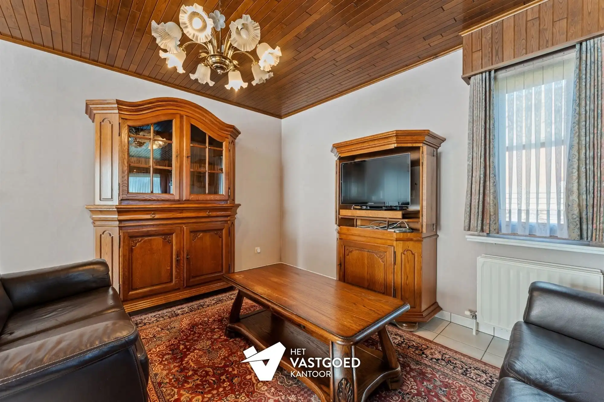 PRACHTIG GELEGEN WONING OP CA 1 HECTARE foto 4