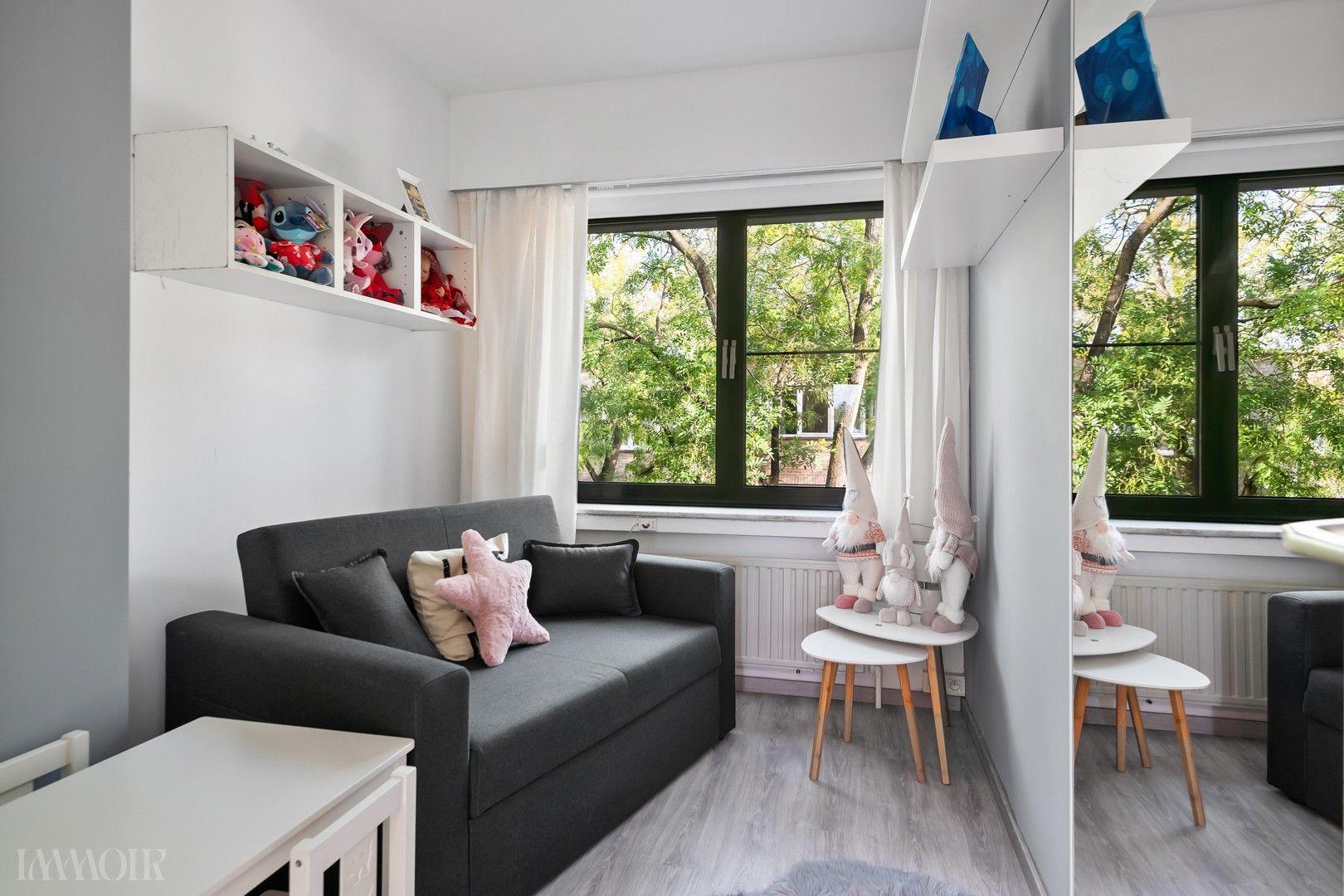 Instapklare bel-etage in centrum Brasschaat. foto 16