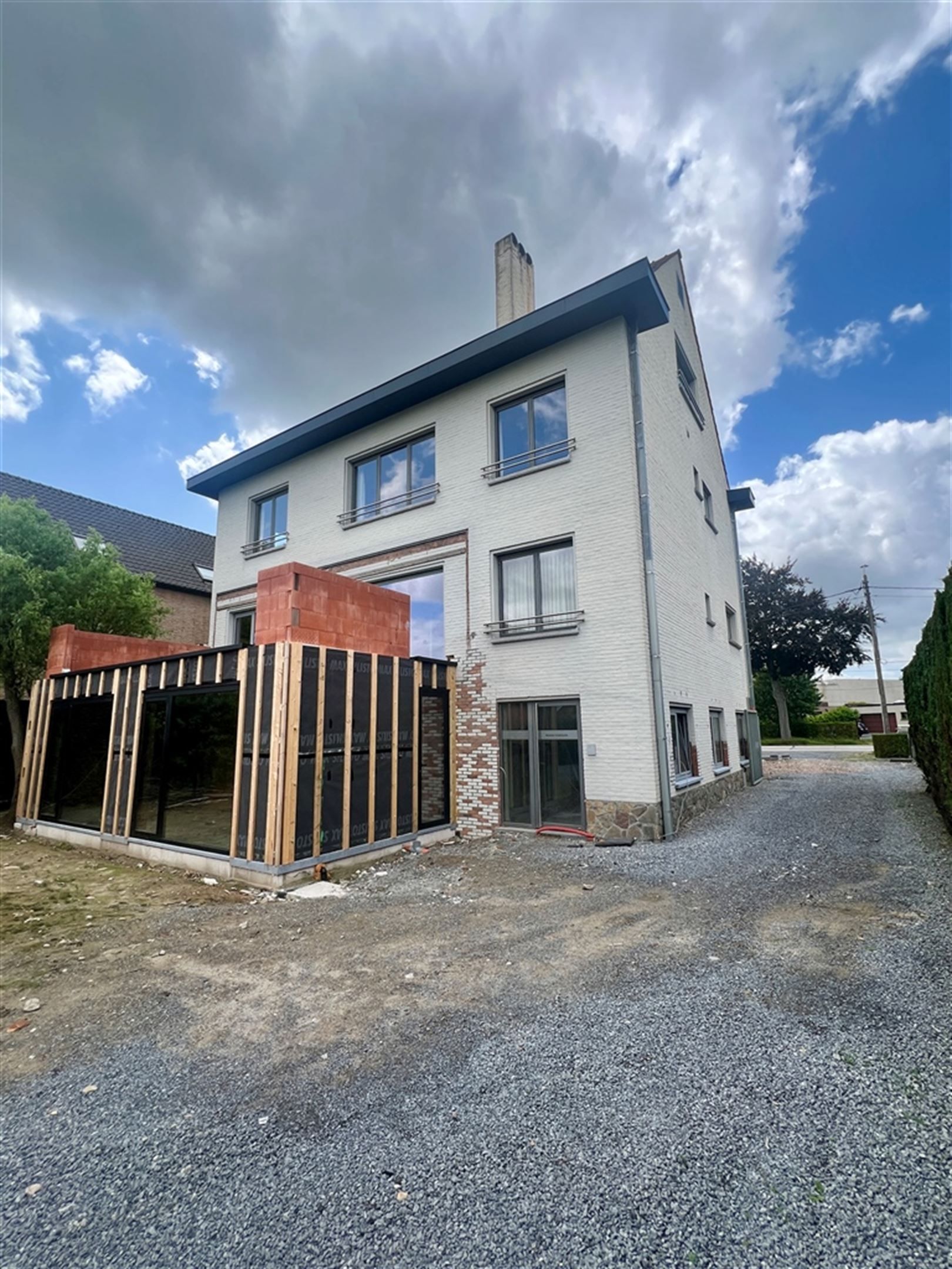 Kantoorgebouw foto 6