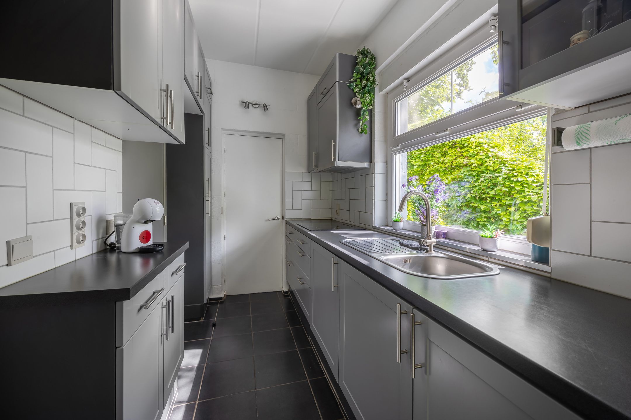 Uniek perceel van 750m² met woning in hartje Zoersel foto 8