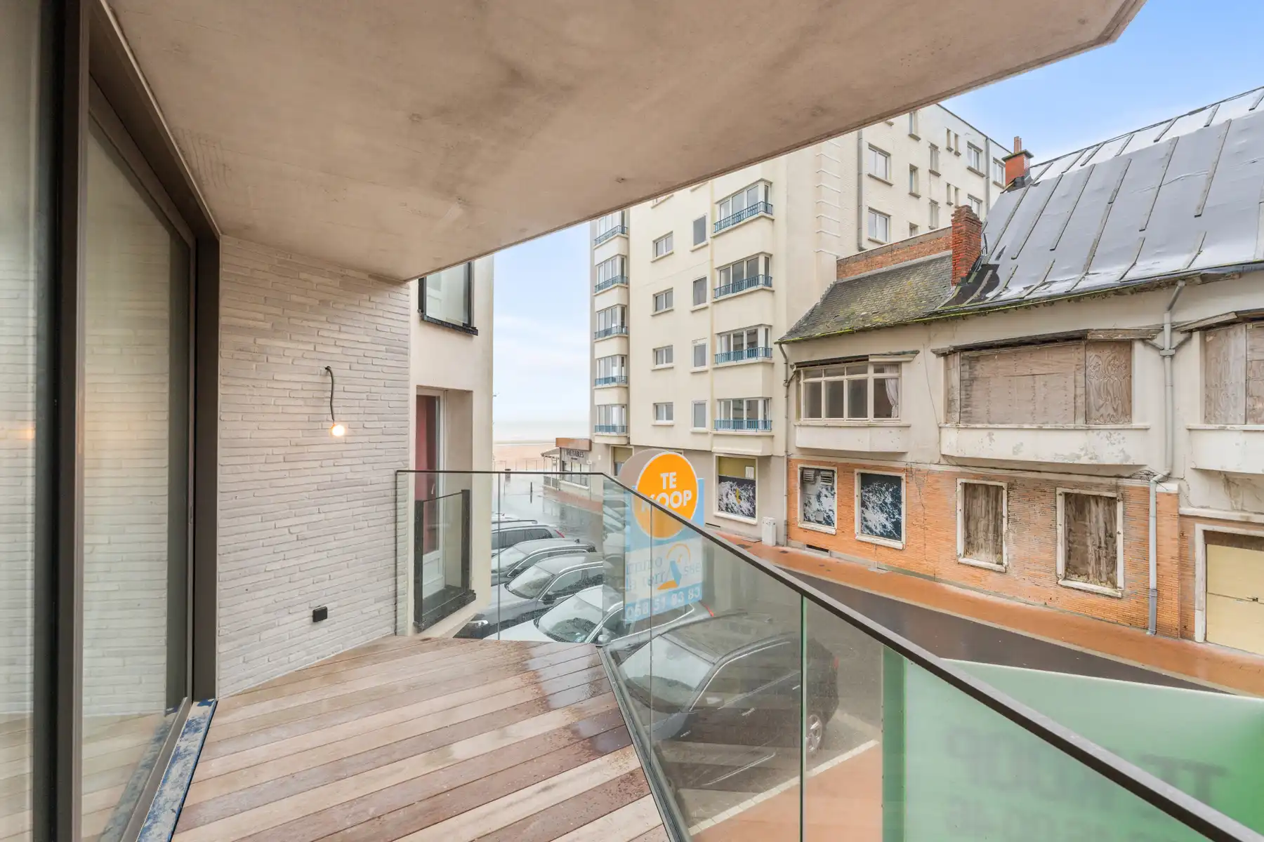 Lichtrijk duplexappartement aan zee foto 13