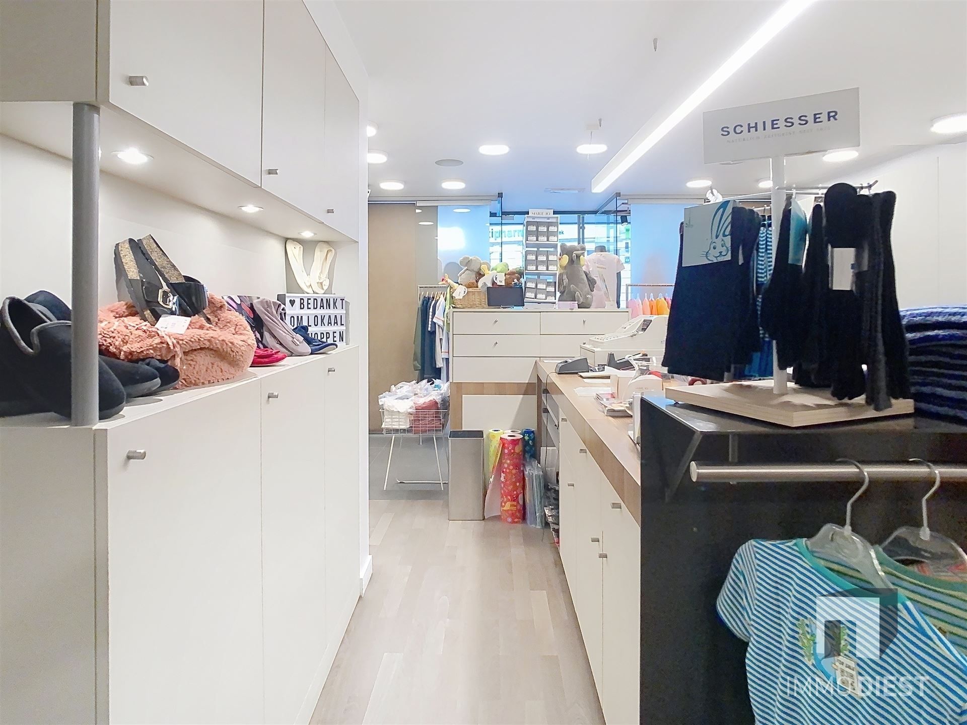 Handelshuis met woonst in centrum Diest foto 21