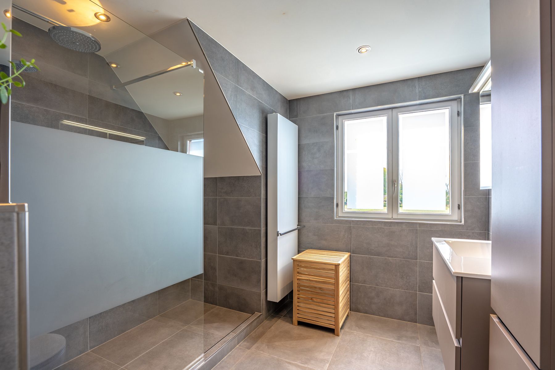 Bel-etagewoning met 3 slaapkamers in doodlopende straat! foto 15