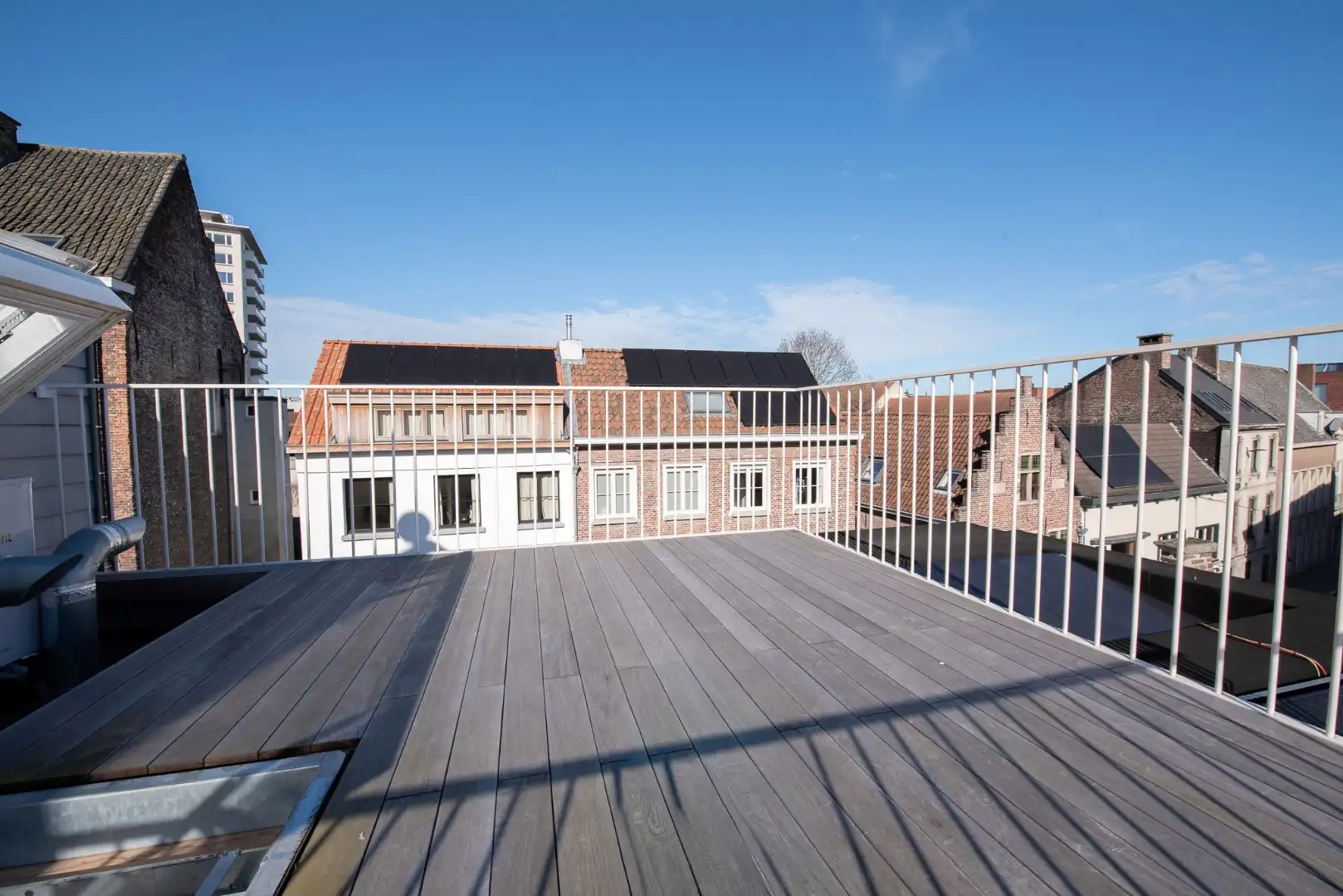 Unieke NIEUWBOUW stadswoning te Gent met dakterras foto 2