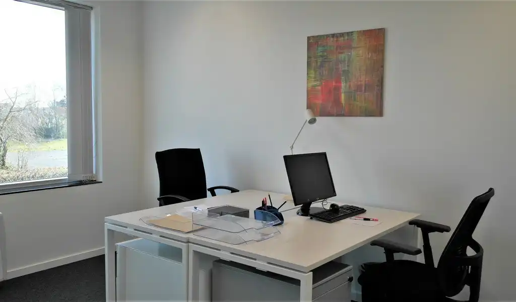 Full-service gemeubelde kantoren vlakbij E40 in Aalst foto 10