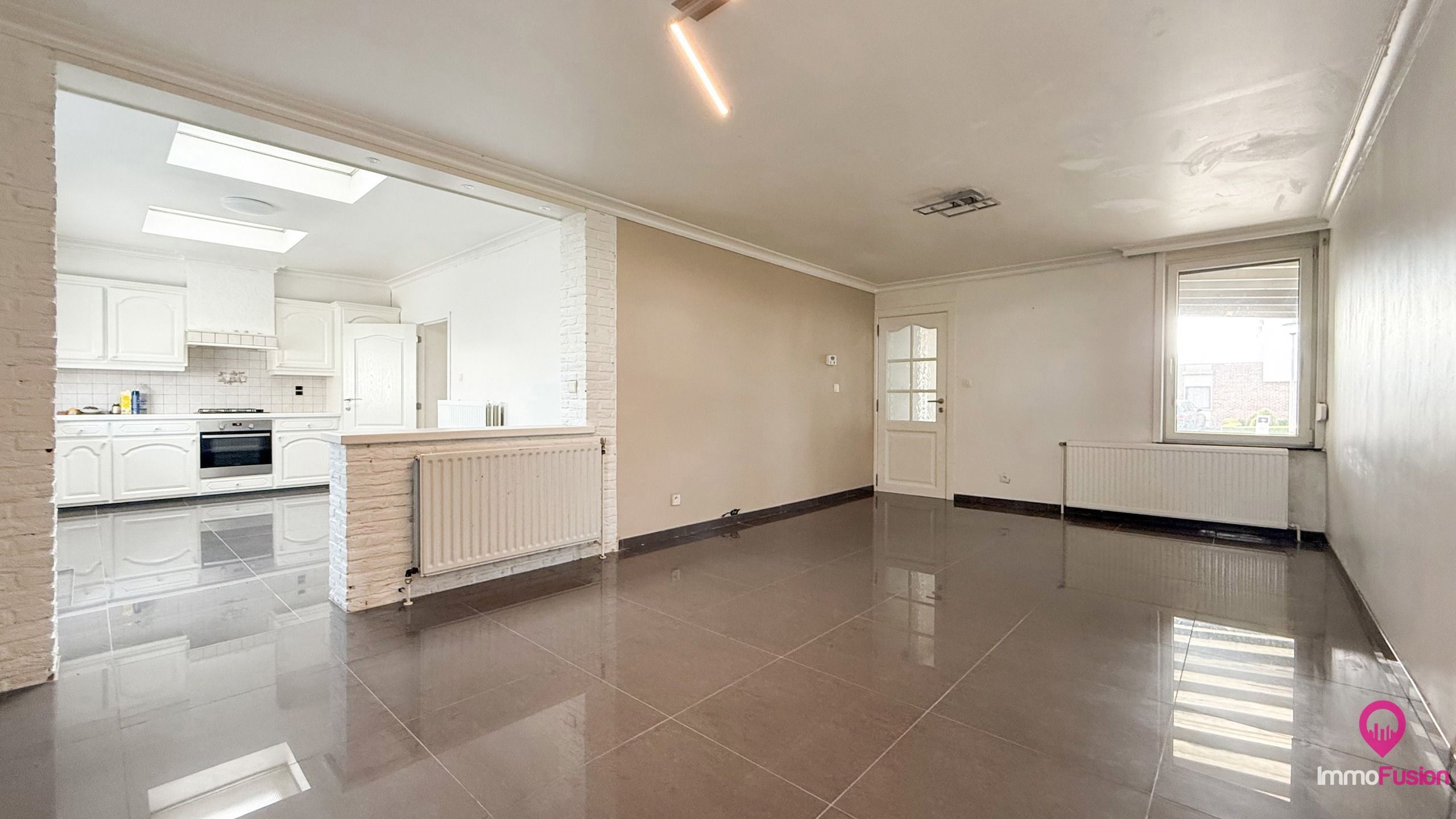 Rustig gelegen HOB met 3 slaapkamers, garage én carport! foto 5