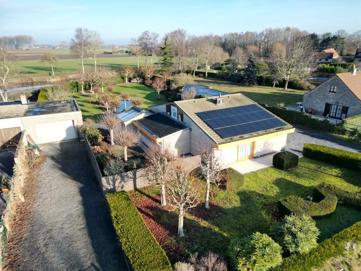 Unieke bouwgrond in groene omgeving foto 2