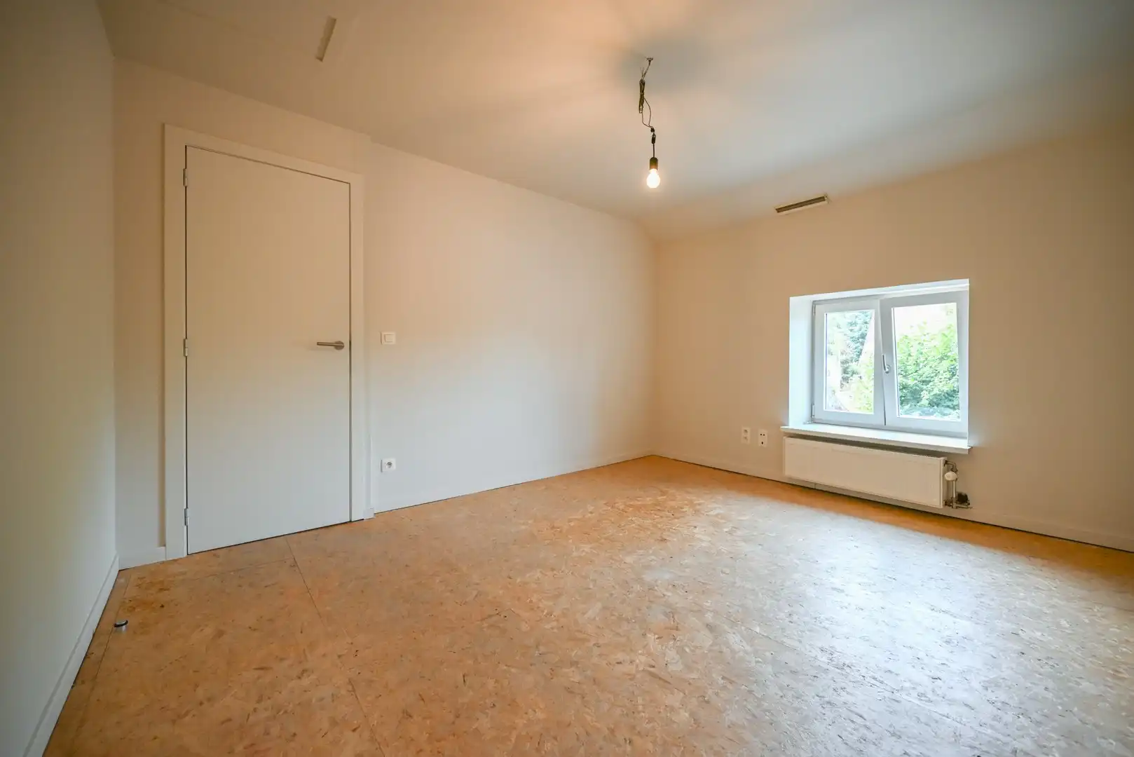 Instapklare woning met twee slaapkamers nabij centrum Izegem foto 22