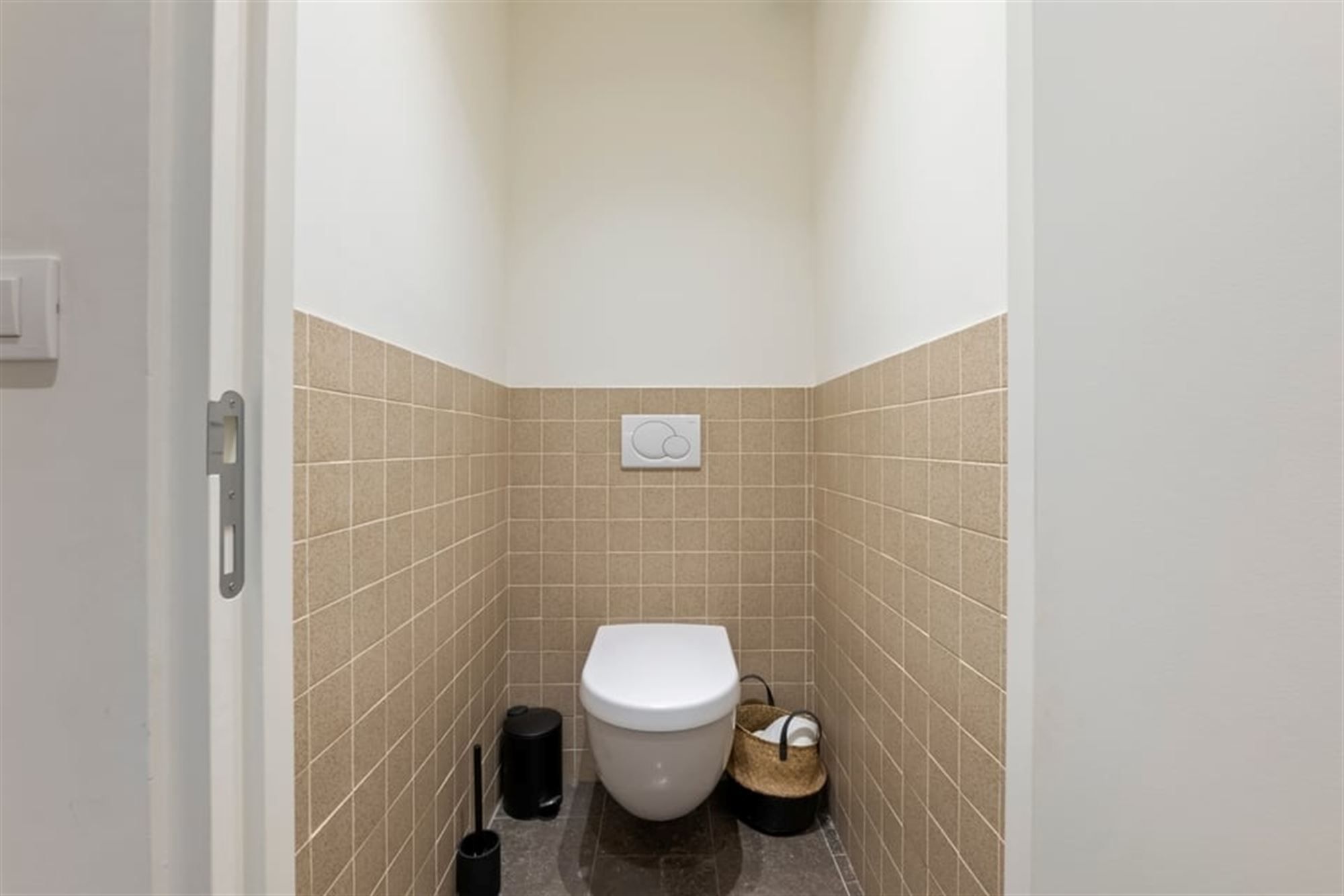 AUTHENTIEKE WONING MET RUIME SCHUUR EN VEEL POTENTIEEL IN TONGEREN  foto 38