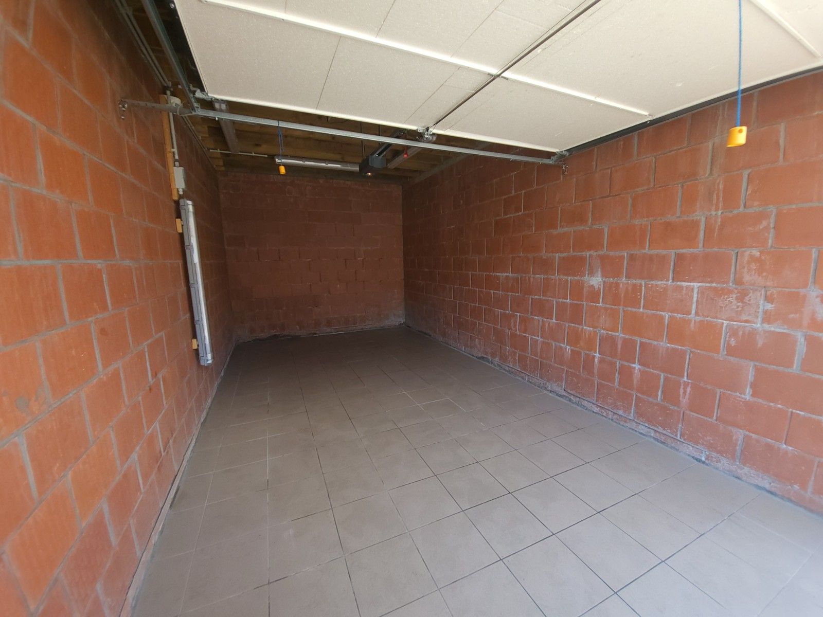 Garage te huur centrum Deinze foto 6