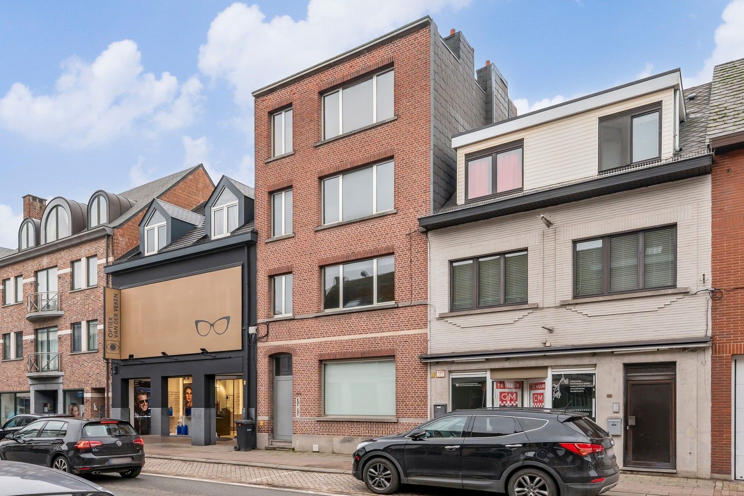 Opbrengsteigendom, twee wooneenheden met elk 2 slaapkamers. foto 4