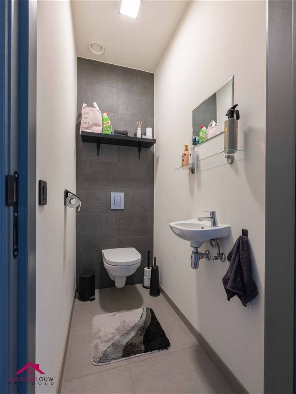 Half-vrijstaande, moderne nieuwbouwwoning foto 19