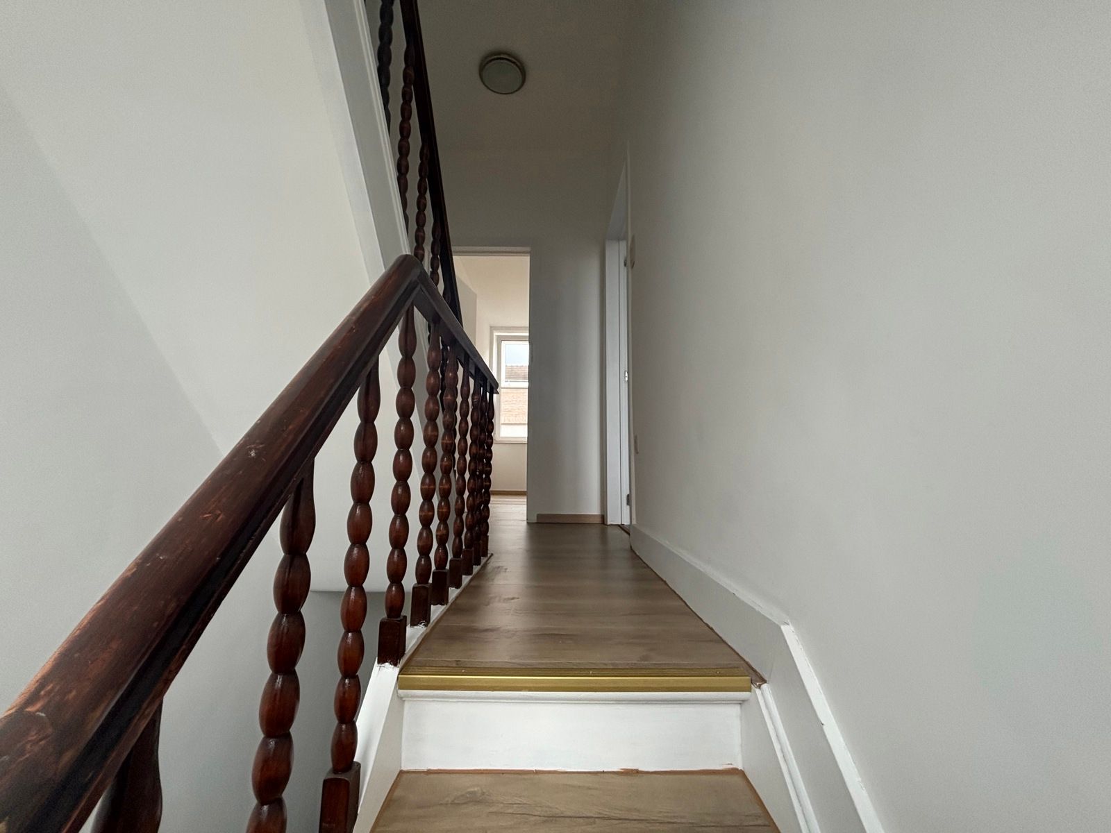 Vernieuwde woning met 3 slaapkamers!  foto 10