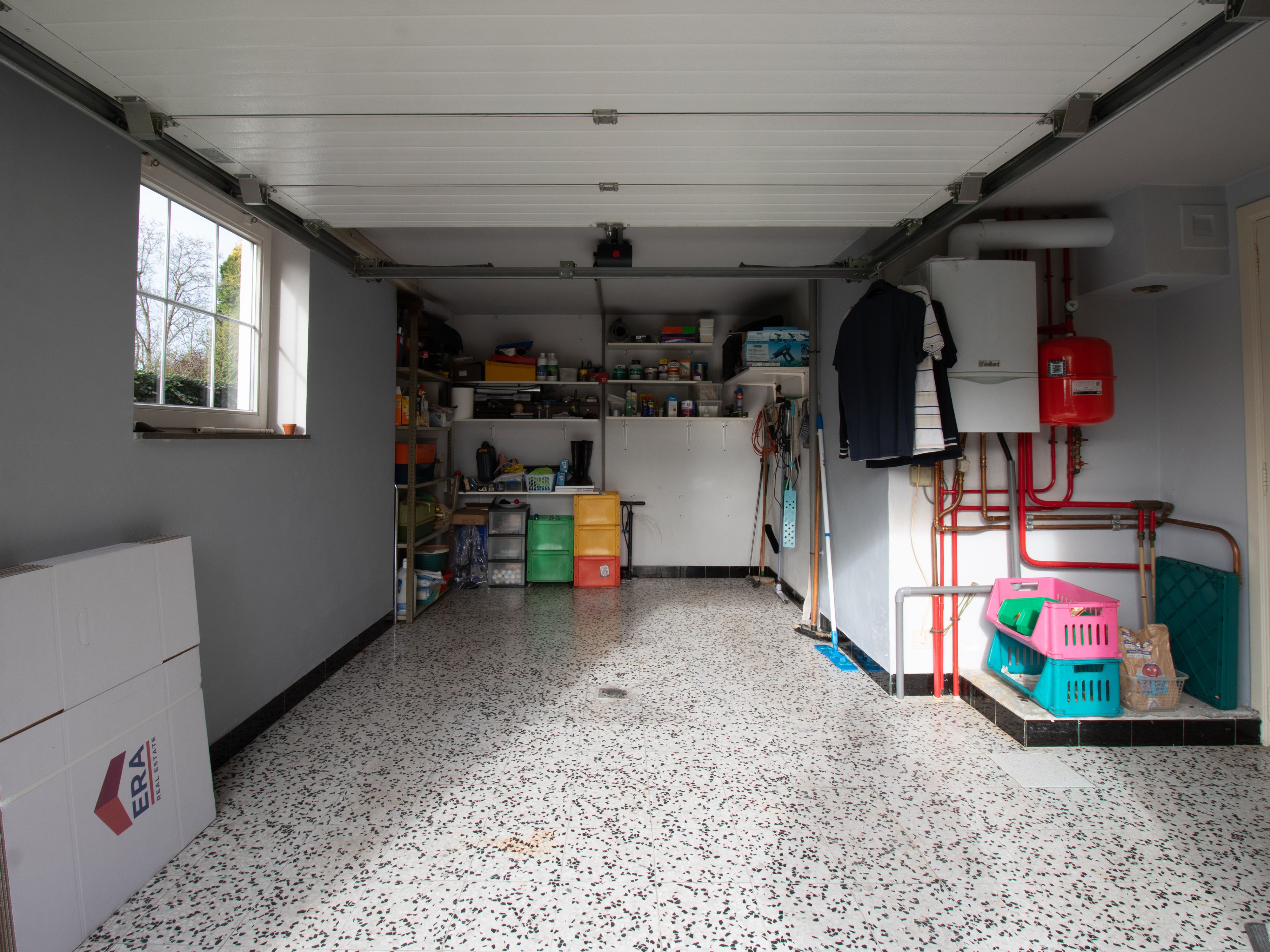 Goed gelegen woning met tuin en garage in Hove foto 9