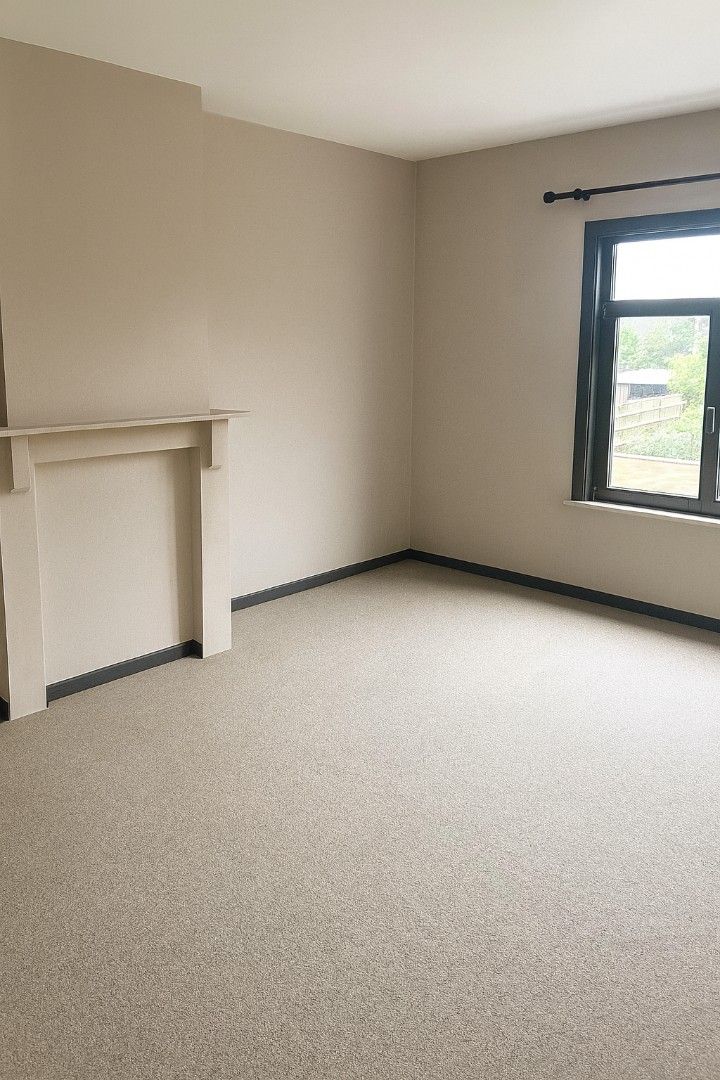 Te renoveren woning met drie slaapkamers te koop in Eeklo foto 5