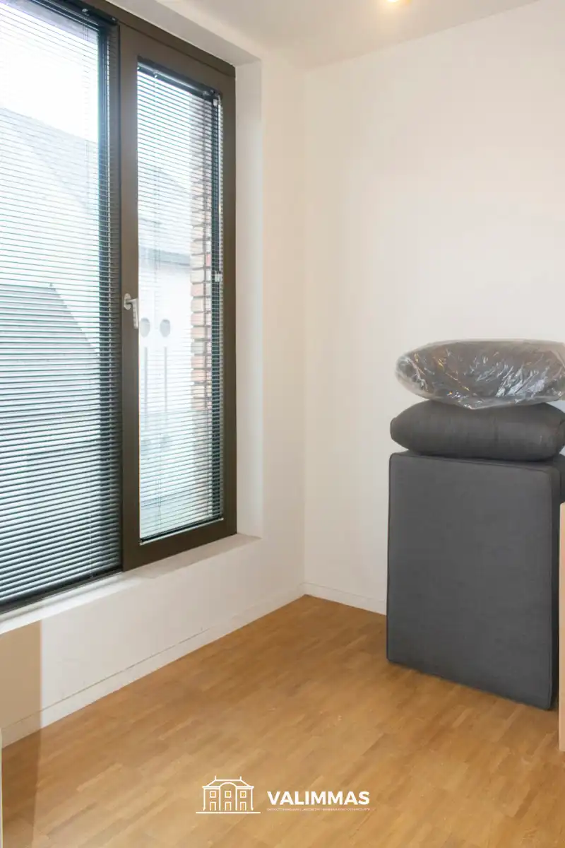 Gelijkvloers duplex-appartement met terras & autostandplaats foto 11