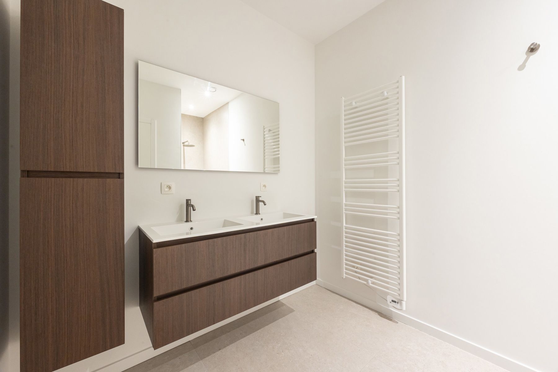 Prestigieus 3 slpk. nieuwbouwappartement met groot terras. foto 12