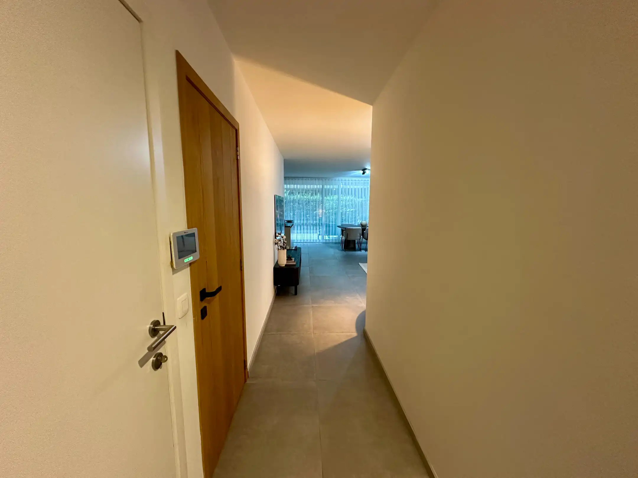Energiezuinig gelijkvloers tweeslaapkamerappartement in Heusden-Zolder foto 2