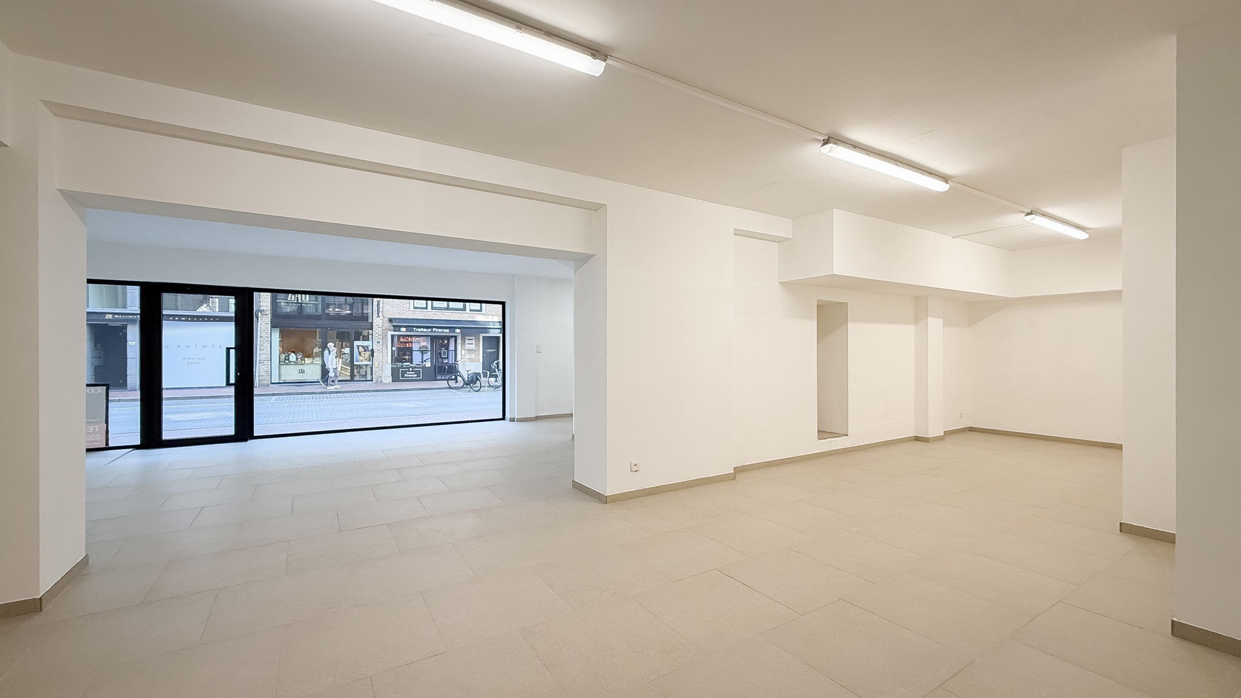 TE HUUR ALS POP-UP WINKEL! foto 7