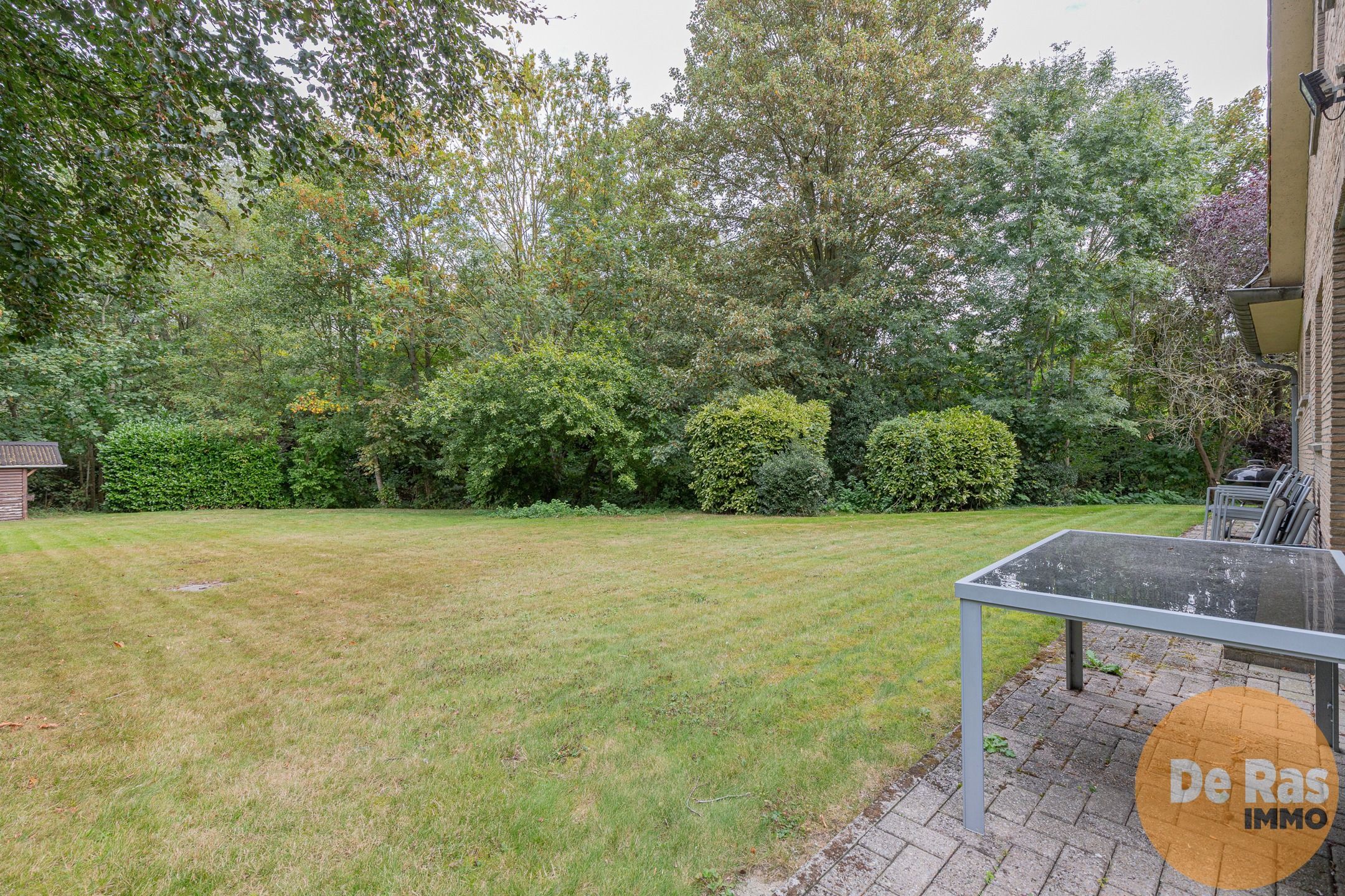 RONSE – LICHTRIJKE INSTAPKLARE GEZINSWONING MET GROTE TUIN foto 25