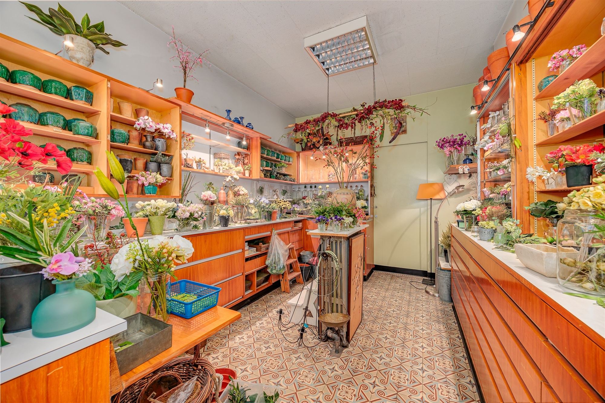 Prachtig winkelwoonhuis in eclectische stijl met 6 slk + zuidtuin foto 17