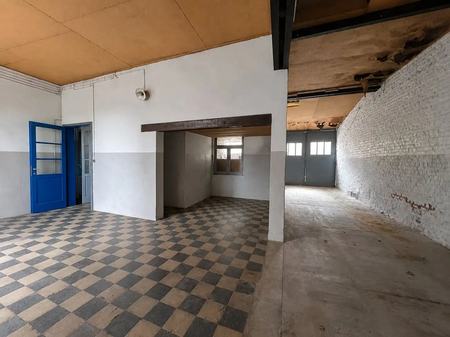 Moorslede - Te renoveren woning op ruim perceel van 537 m² foto 5