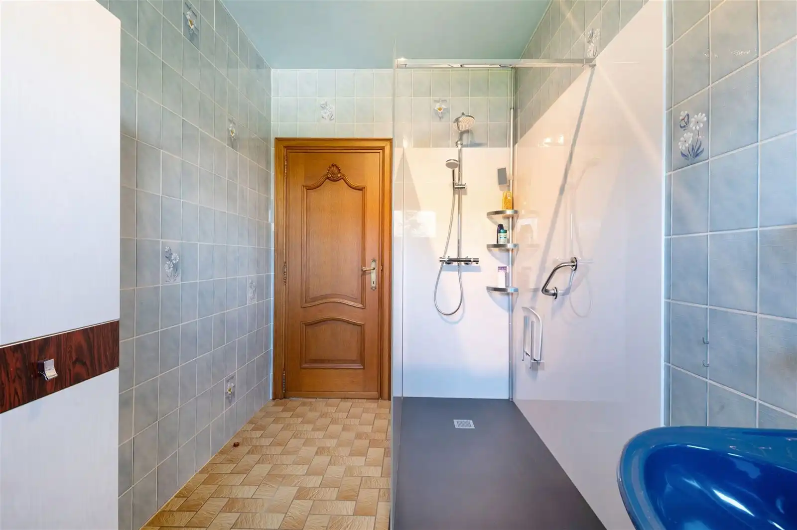 villa bungalow met tuin en aparte garage op +/- 10are foto 14