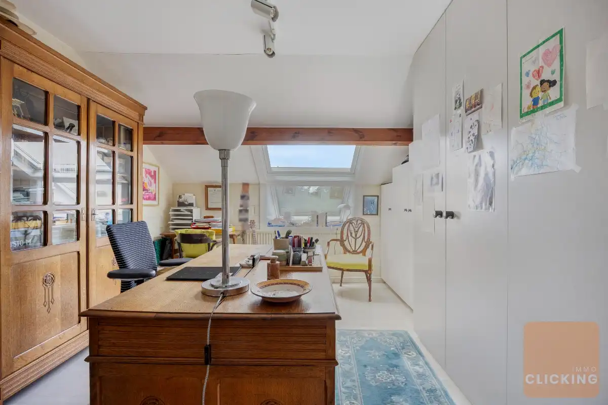 CHARMANTE VILLA MET ICONISCHE SEVENTIES–EIGHTIES SOUL foto 17