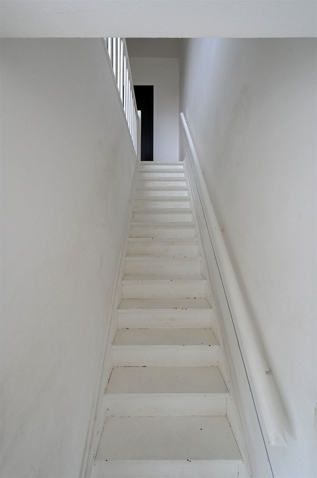 Lichte woning met diepe tuin foto 16