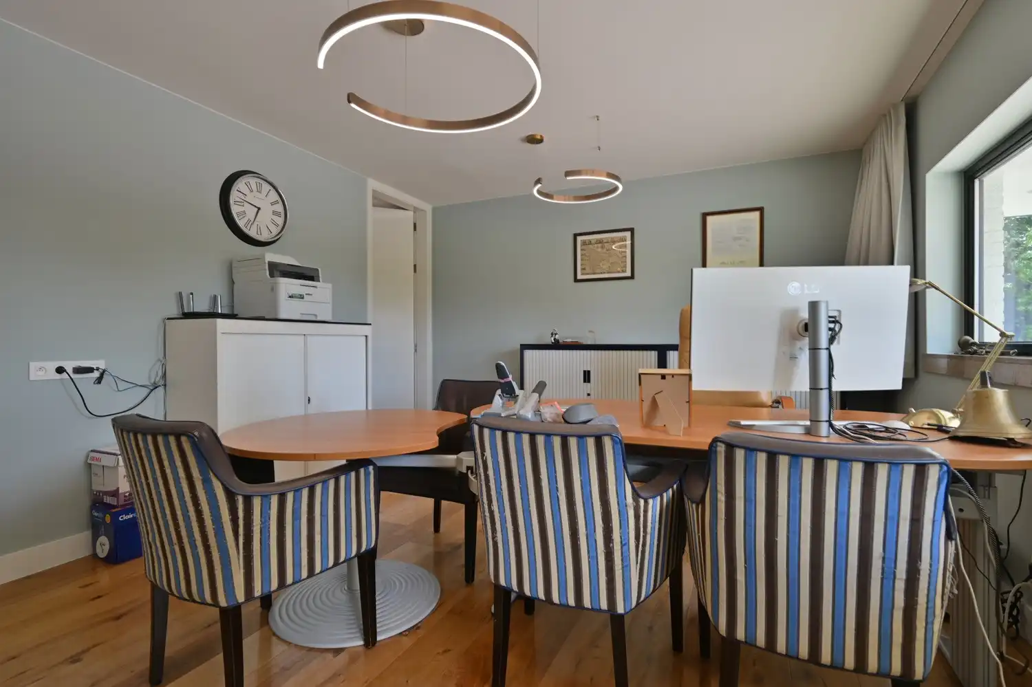 Exclusieve kantoorvilla met zwembad & poolhouse foto 45