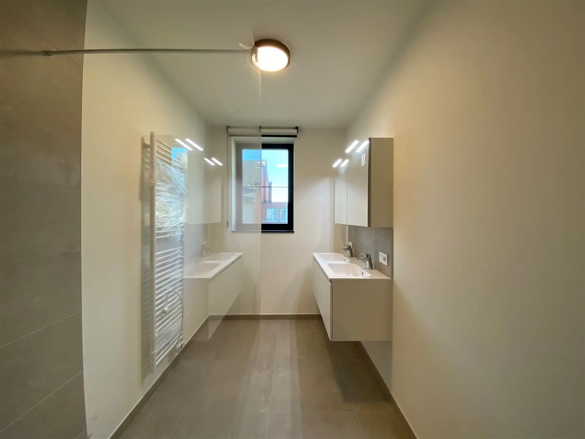 Appartement met 2 slaapkamers, kelderberging en ondergrondse autostaanplaats foto 12