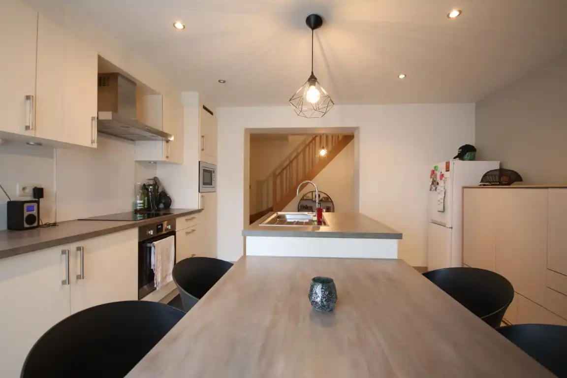 Zeer gunstig gelegen rijwoning met ruime tuin dichtbij het centrum van Sint-Truiden foto 17